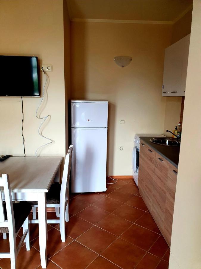 Elenite Private Apartments เอเลนีเต ภายนอก รูปภาพ
