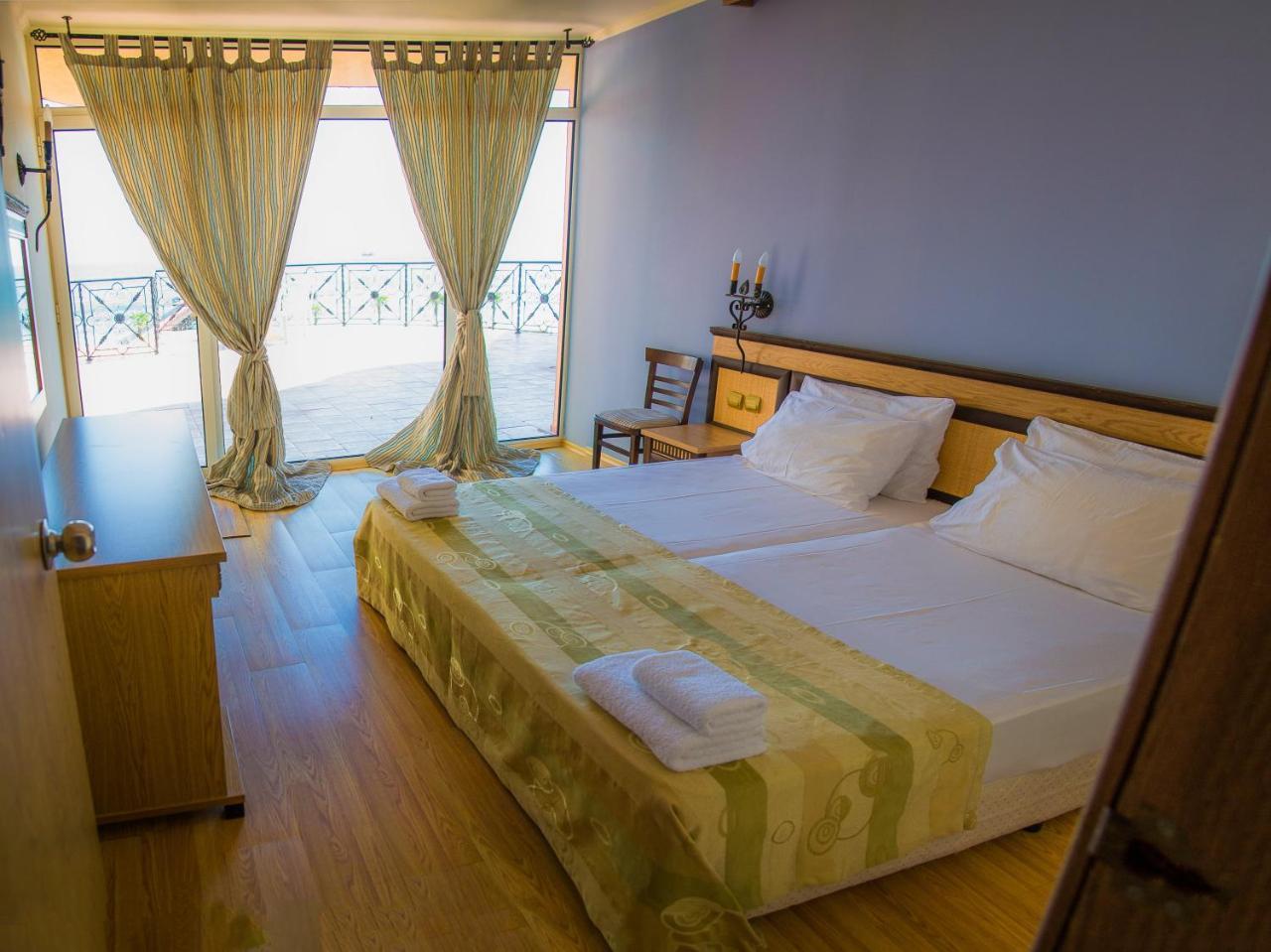 Elenite Private Apartments เอเลนีเต ภายนอก รูปภาพ
